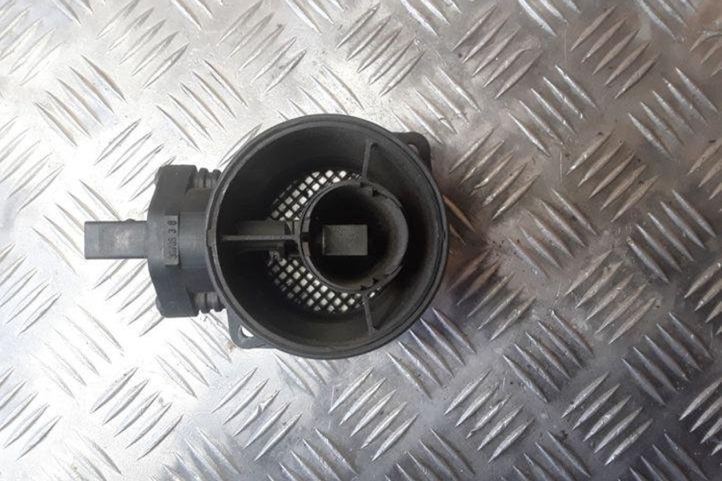 VOLKSWAGEN Transporter T5 (2003-2015) Mass Air Flow Sensor MAF 0281002461,074906461B 25457223