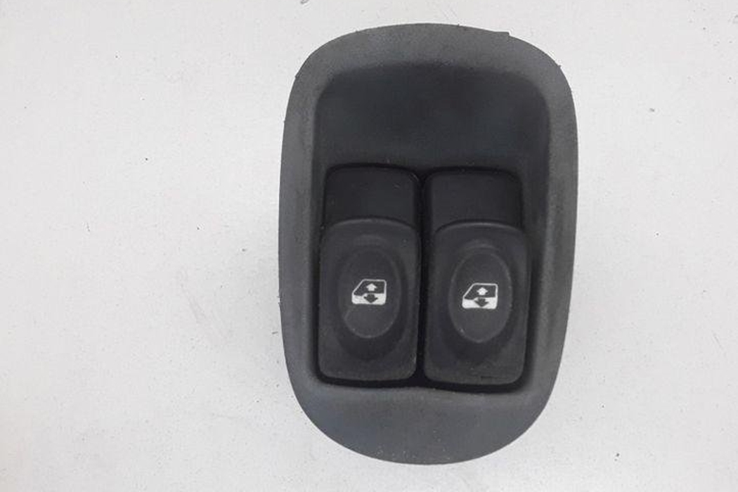 RENAULT Scenic 1 generation (1996-2003) Кнопка стеклоподъемника задней правой двери 7700845910,838100G 25464828