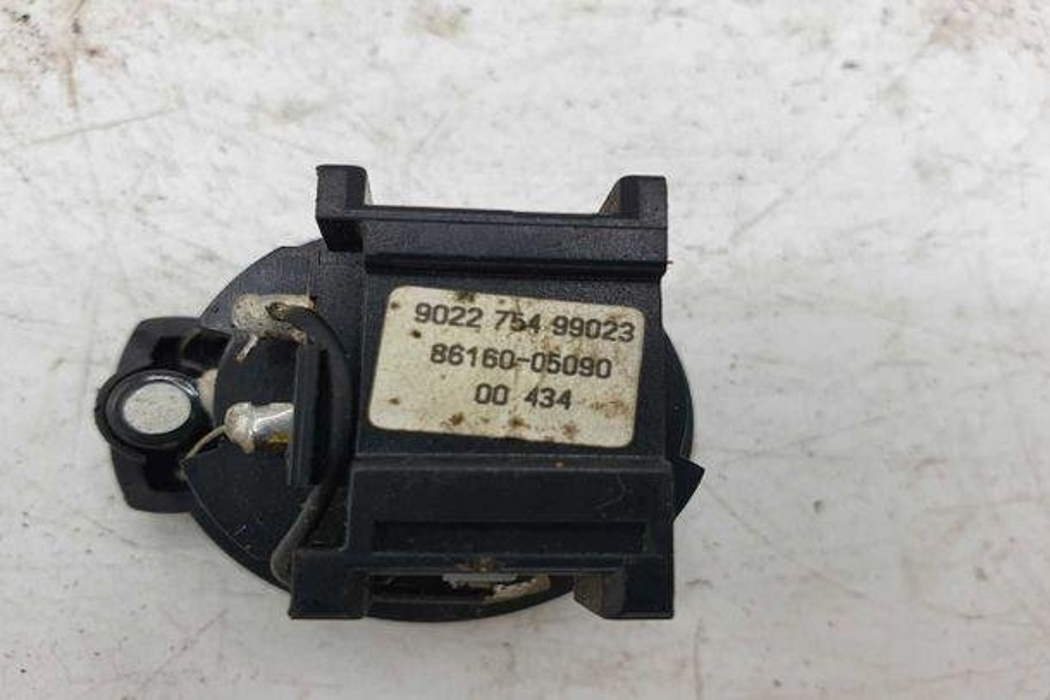 TOYOTA Avensis 2 generation (2002-2009) Priekšējo labo durvju skaļrunis 902275499023,8616005090 25507070