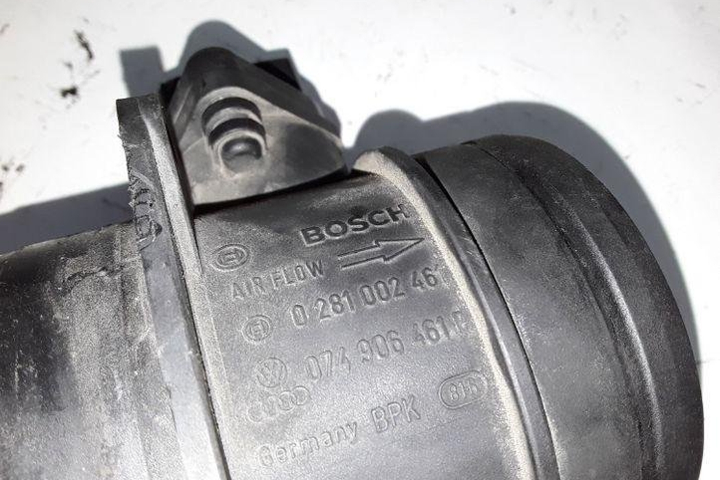 VOLKSWAGEN Touareg 1 generation (2002-2010) Mass Air Flow Sensor MAF 0281002461,074906461B 25509909