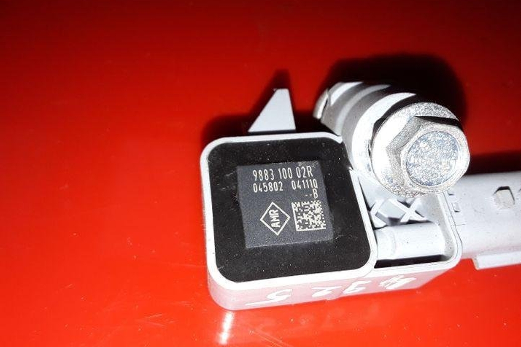 RENAULT Scenic 3 generation (2009-2015) Front Right Impact Sensor 988310002R,045802,041110 25536123
