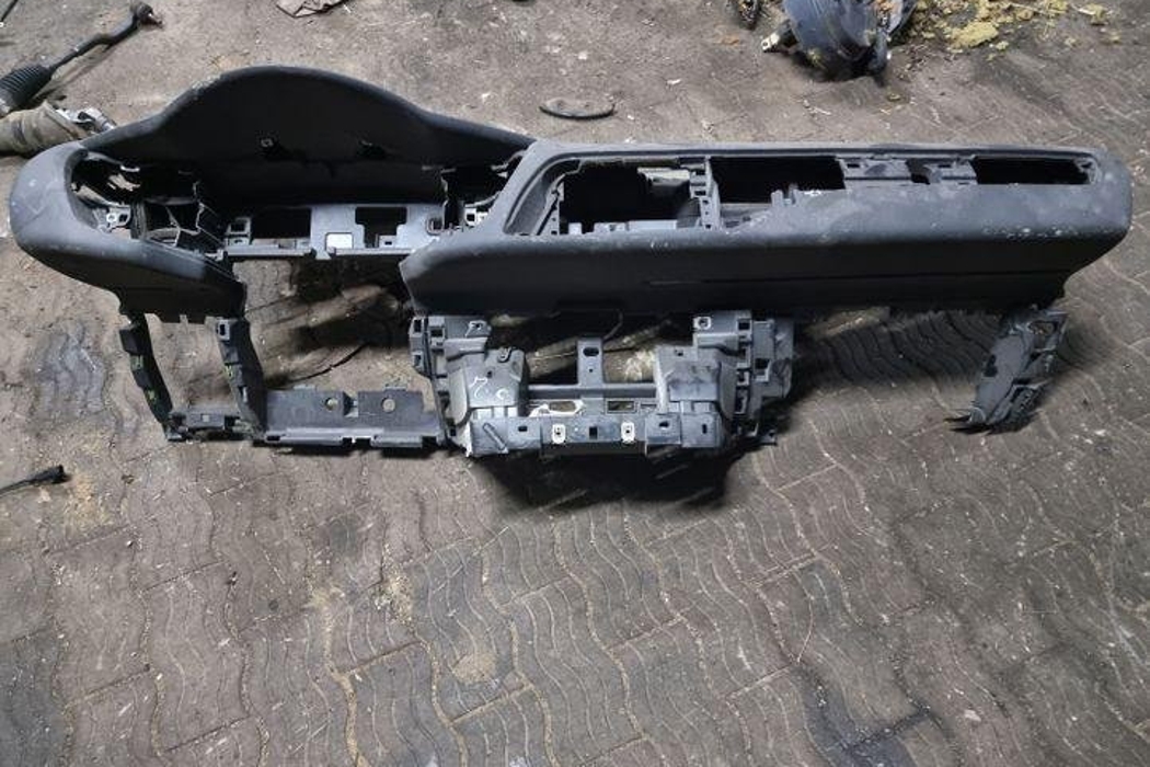 CITROËN C5 2 generation (2008-2017) Dashboard 9682177977 25537991