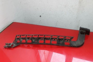 SKODA Octavia 3 generation (2013-2020) Aizmugurējā kreisā bampera stiprinājums 5E9807864,5200201114 25541454