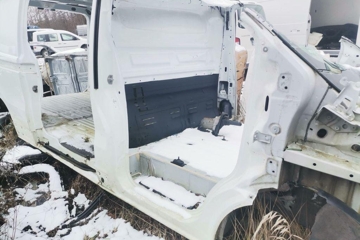 RENAULT Trafic 3 generation (2014-2023) Передняя правая четверть 30352786