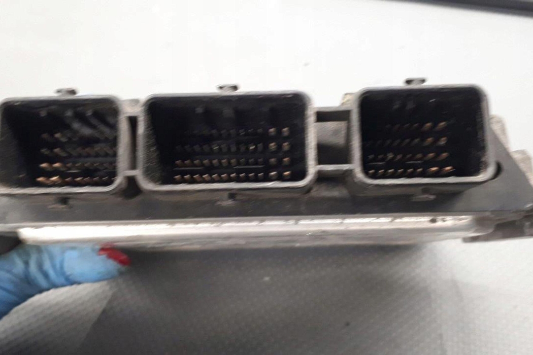 RENAULT Scenic 2 generation (2003-2010) Engine Control Unit ECU 8200391966 30186735
