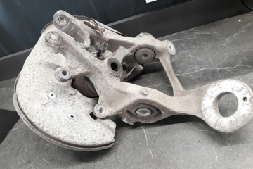 AUDI A4 B8/8K (2011-2016) Front Left Wheel Hub 8K0505436AB 30174599