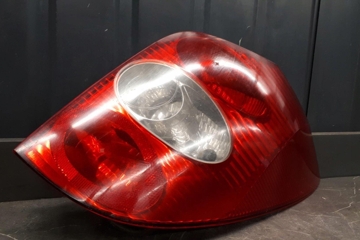 RENAULT Laguna 2 generation (2001-2007) Aizmugurējais labais lukturis 8200002472 30186646