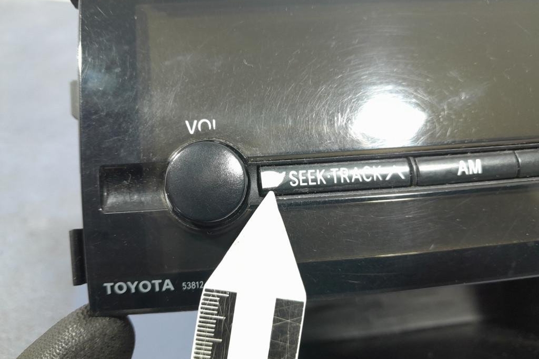 TOYOTA Prius 3 generation (XW30) (2009-2015) Музичний плеєр з GPS 86120-47221 26902313