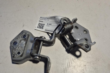 MITSUBISHI Pajero 4 generation (2006-2023) Bagāžnieka eņģu komplekts A048520 32196375