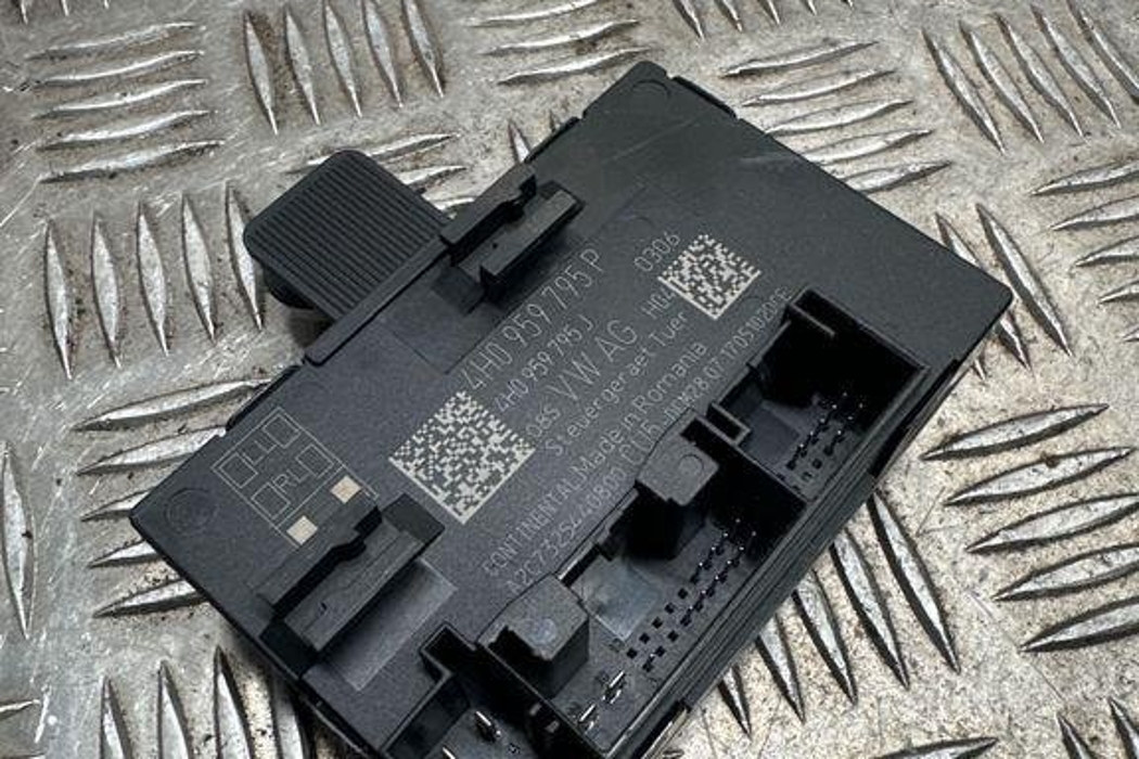 PORSCHE Macan 1 generation (2013-2023) Rear Left Door Control Unit 4H0959795P,325440800 30678957