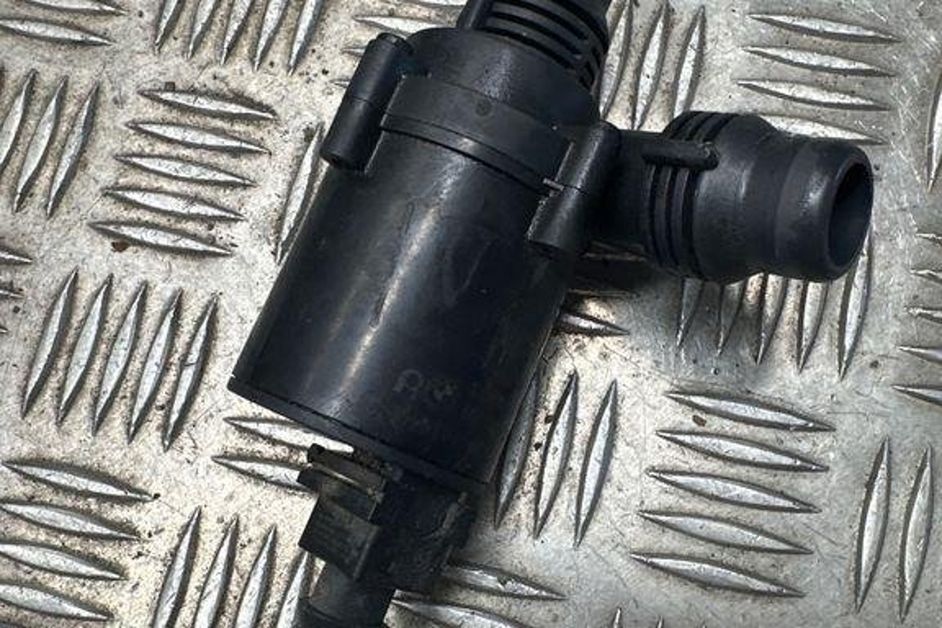 BMW X5 E70 (2006-2013) Circulation Water Motor 9197085 30815774
