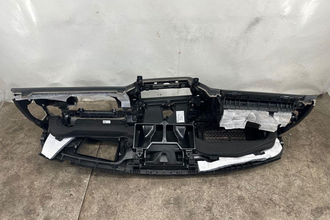 BMW 3 Series G20/G21/G28 (2018-2024) Dashboard 6831265,72758412 32109289