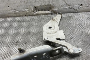BMW X5 E70 (2006-2013) Front Left Bonnet Hinge 7208627 30510998