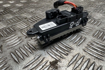 VOLKSWAGEN Passat B8 (2014-2023) Relé ventilátora 3BA170503115,T33443BA,5Q0907521C 32387831