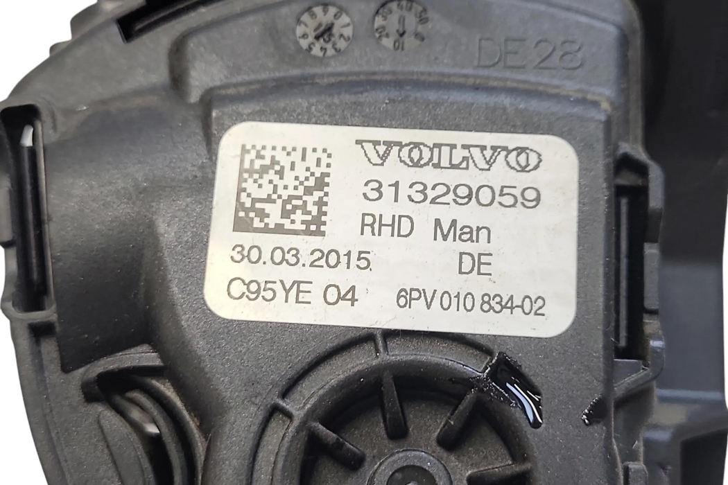 VOLVO V60 1 generation (2010-2020) Akseleratoriaus (gazo