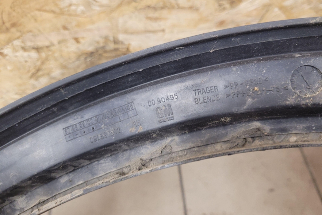 OPEL Zafira A (1999-2003) Aizmugurējā labā spārna moldings 090597592 28658145