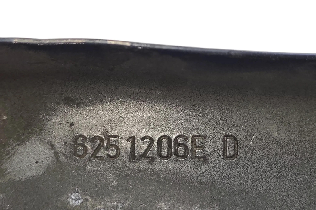 RENAULT Megane 3 generation (2008-2020) Держатель бампера передний правый 6251206E 28803231
