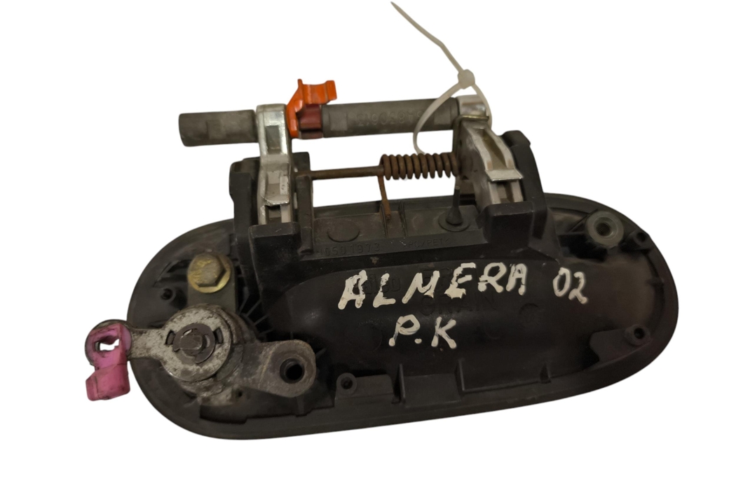 NISSAN Almera N16 (2000-2006) Зовнішня ручка ковзної двері ліворуч N0501973 28819531