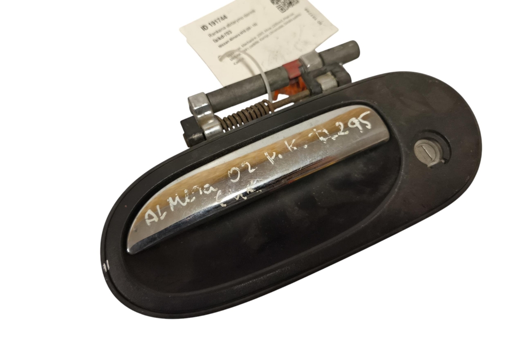 NISSAN Almera N16 (2000-2006) Зовнішня ручка ковзної двері ліворуч N0501973 28819531