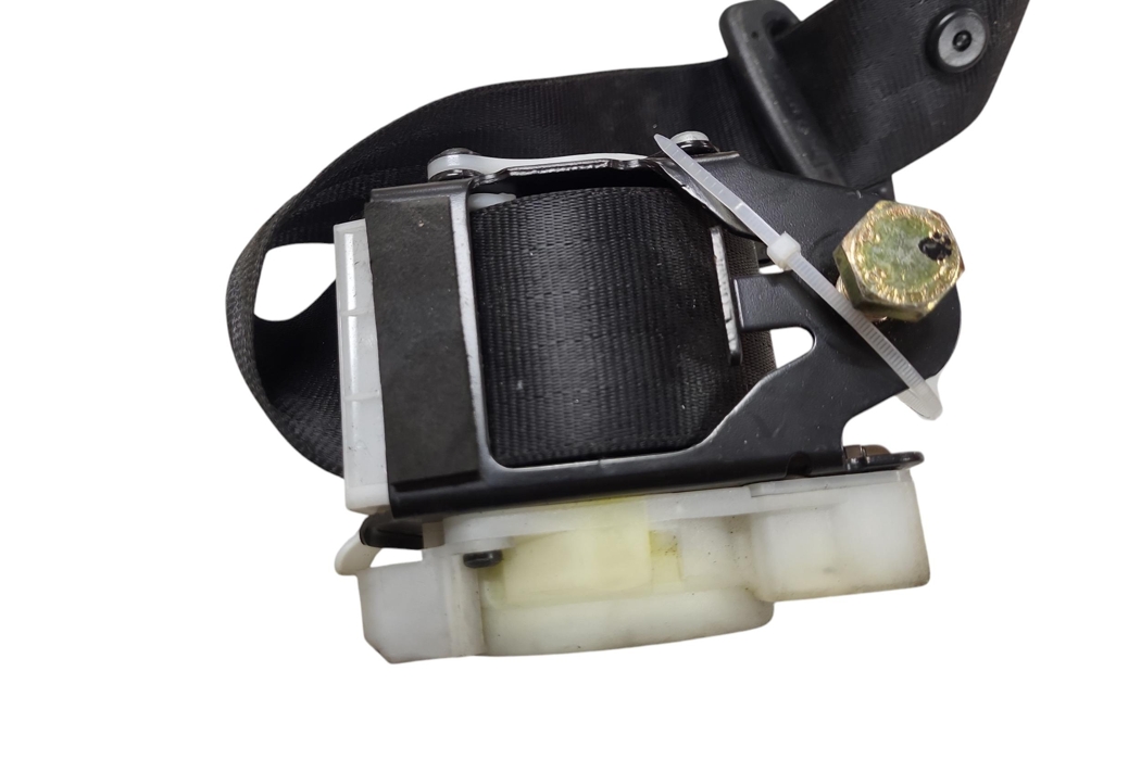 AUDI A6 C5/4B (1997-2004) Rear Left Seatbelt 8E5857805G 29536282