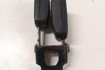 RENAULT Megane 2 generation (2002-2012) Средняя пряжка сиденья задняя B6021666 27039420