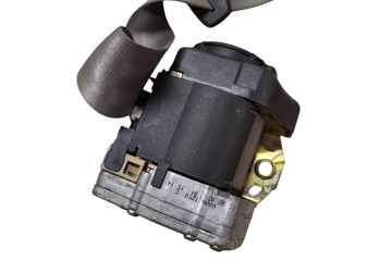 AUDI A6 C5/4B (1997-2004) Rear Left Seatbelt 28823534