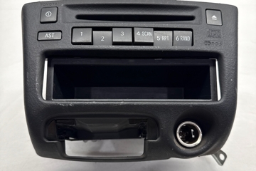 TOYOTA Yaris 1 generation (1999-2005) Mūzikas atskaņotājs bez GPS/navigācijas 86120-0D140 31871009