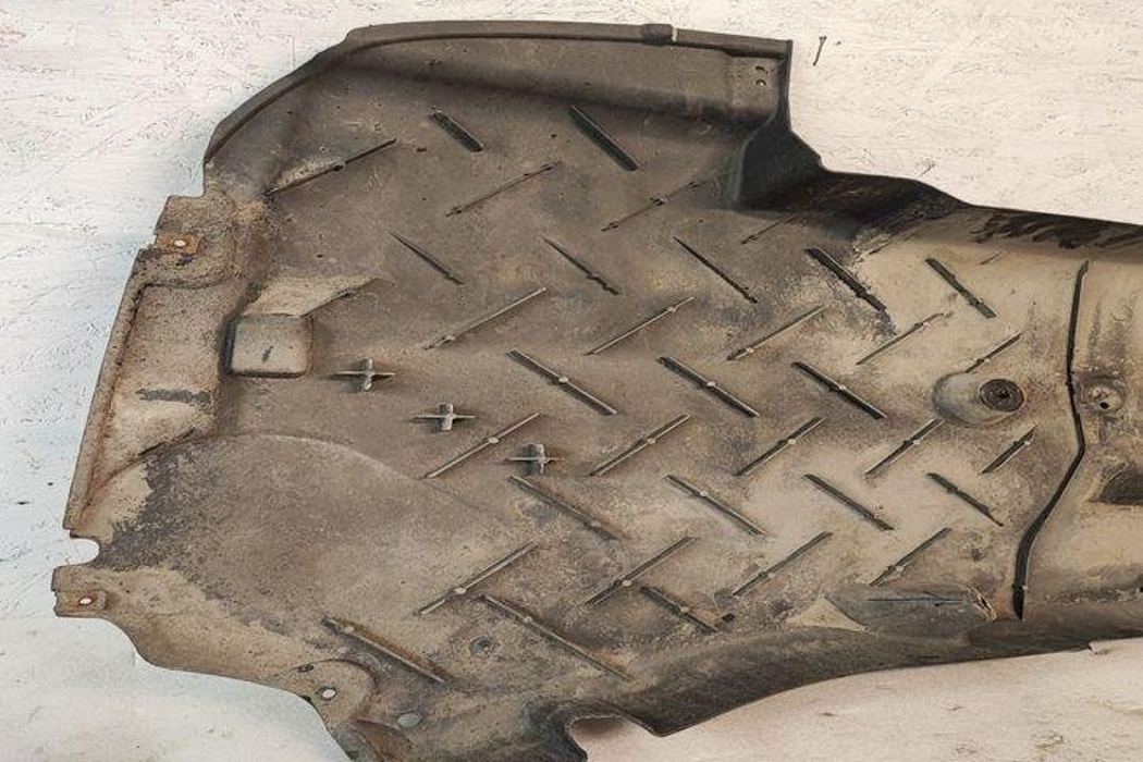 MERCEDES-BENZ C-Class W205/S205/C205 (2014-2023) Citi apakšas aizsargi A2056900307 27441592