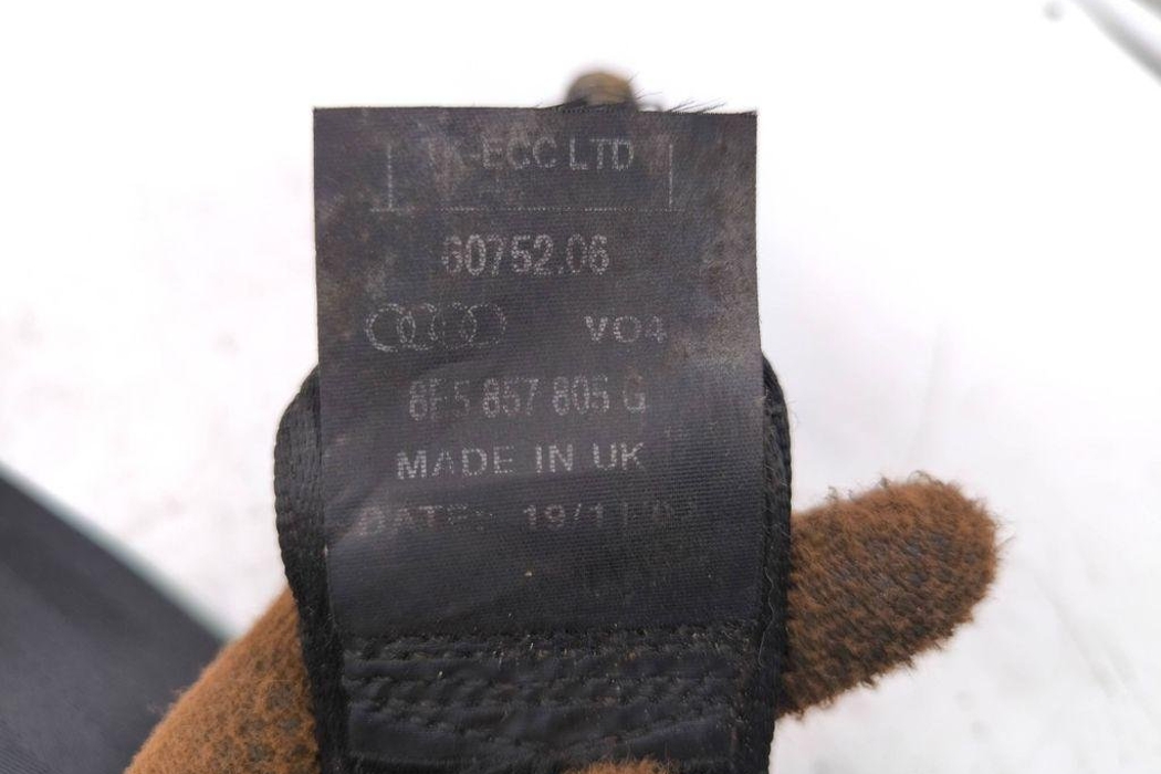 AUDI A4 B6/8E (2000-2005) Rear Left Seatbelt 8E5857805G 31487885
