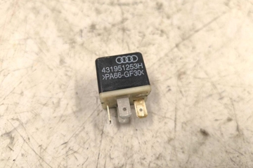 AUDI A4 B8/8K (2011-2016) Relejs 431951253H 31484757