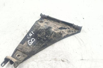 AUDI A4 B8/8K (2011-2016) Aizmugurējā labā bampera stiprinājums 8D0807484 31485220