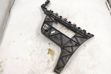 AUDI A4 B8/8K (2011-2016) Aizmugurējā labā bampera stiprinājums 8K5807454 31485253