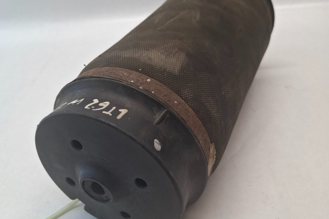 MERCEDES-BENZ R-Class W251 (2005-2017) Pneimatiskais / gaisa spilvens 32106669