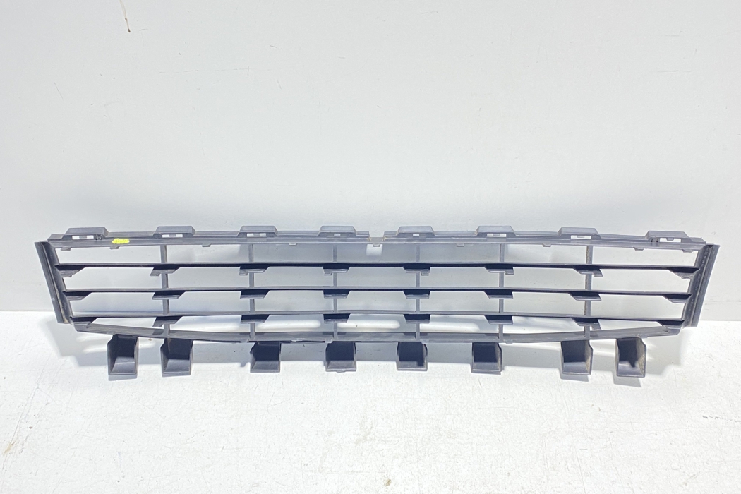 RENAULT Megane 2 generation (2002-2012) Нижняя решетка переднего бампера 8200412379 17257856
