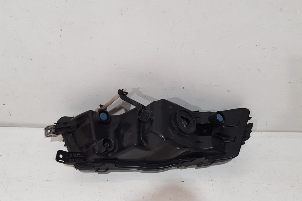 SKODA Octavia 3 generation (2013-2020) Front Right Fog Light 5E0941700D 30307749