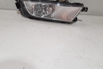 SKODA Octavia 3 generation (2013-2020) Front Right Fog Light 5E0941700D 30307749
