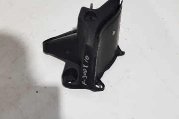 PEUGEOT 3008 1 generation (2010-2016) Aizmugurējā labā bampera stiprinājums 9683195680 30485037