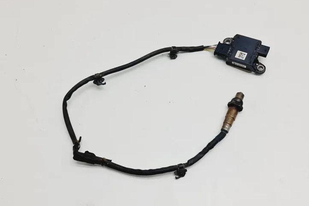 モカ 89413-28010 TOYOTA YARIS ZRE172 RAV4 OUTPUT SPEED SENSOR