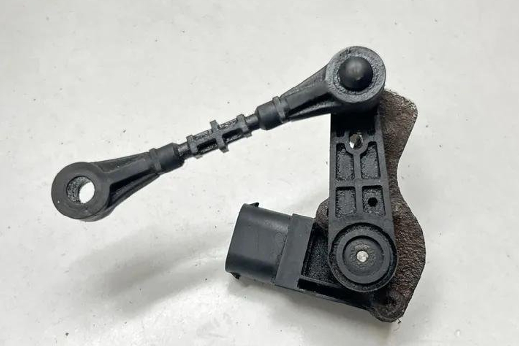 LAND ROVER Range Rover Evoque L538 (1 gen) (2011-2020) Front Left Level Sensor BJ323D026AA,11151,304080 27246158