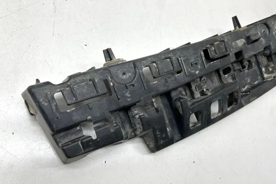 RENAULT Megane 3 generation (2008-2020) Rear Left Bumper Bracket 850420001R 27252697