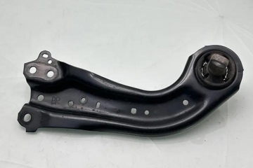 TOYOTA RAV4 5 generation (XA50) (2018-2024) Рычаг задний правый 4876042070 27241457