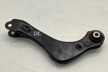 TOYOTA RAV4 5 generation (XA50) (2018-2024) Рычаг задний правый 4877042050,20601A 27248603