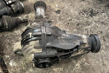 MERCEDES-BENZ M-Class W164 (2005-2011) Front Transfer Case A1643302102 31737407