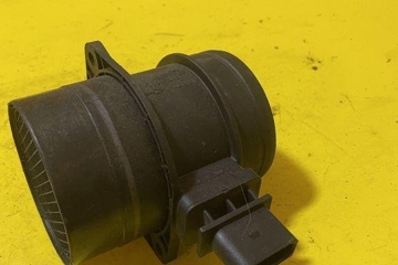 PEUGEOT 307 1 generation (2001-2008) Mass Air Flow Sensor MAF 0281002735 31739353