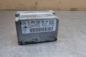 MERCEDES-BENZ C-Class W203/S203/CL203 (2000-2008) Paātrinājuma sensors 10098515074,A2095420018 31743312
