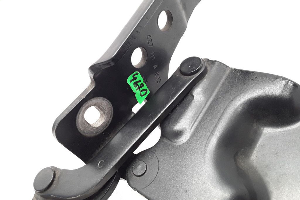 BMW X5 E70 (2006-2013) Front Left Bonnet Hinge 720862701 12134851