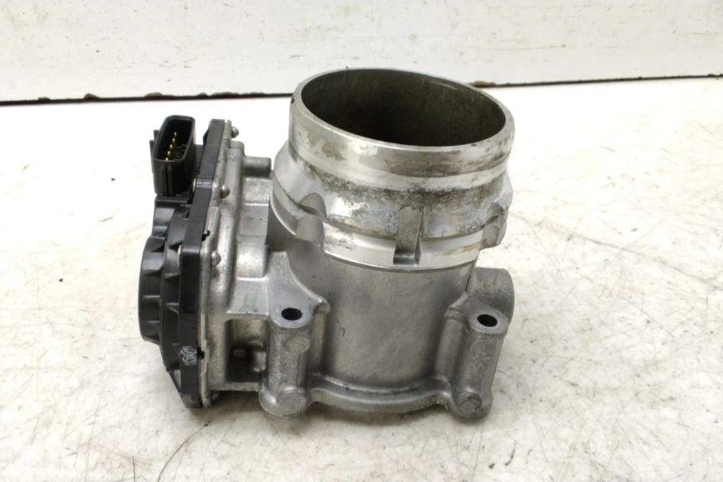 VOLVO XC40 1 generation (2017-2024) Throttle Body 32202650 30424918