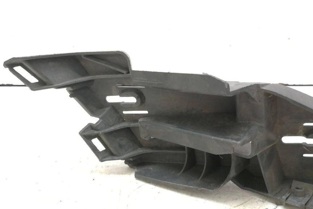VOLKSWAGEN Golf 5 generation (2003-2009) Держатель заднего бампера правый 1K6807394 30706667