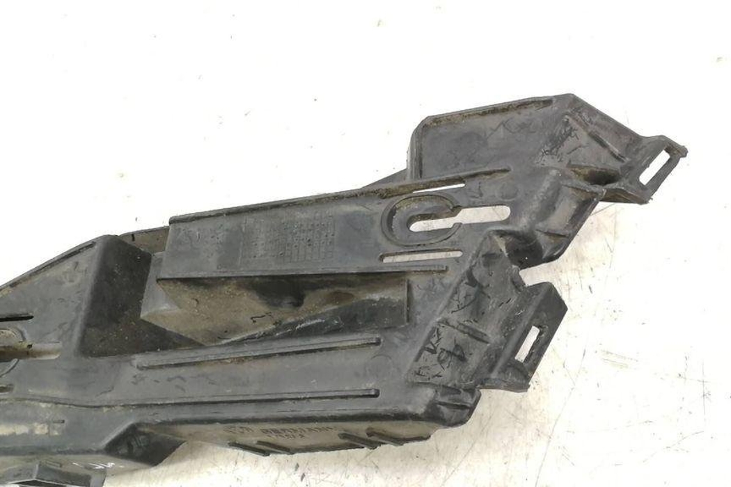 VOLKSWAGEN Golf 5 generation (2003-2009) Держатель заднего бампера правый 1K6807394 30706667