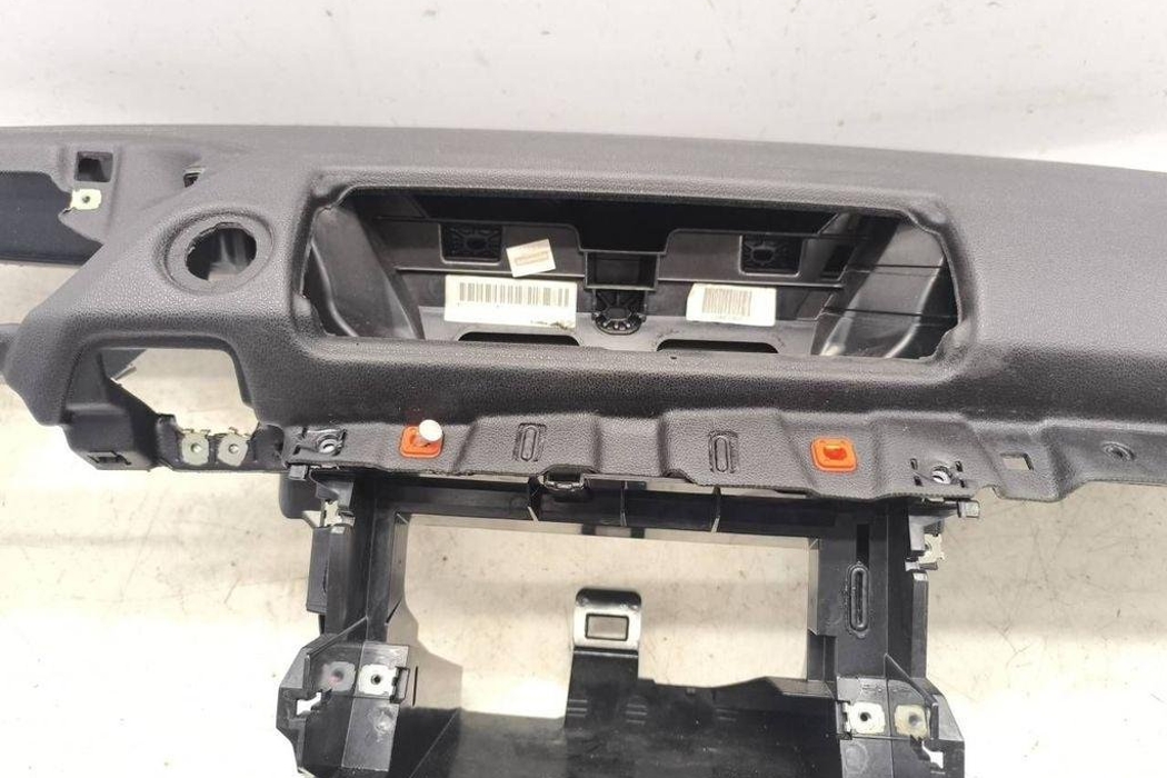 BMW 1 Series E81/E82/E87/E88 (2004-2013) Dashboard 39706687009D,30351171G,696223504 32107055